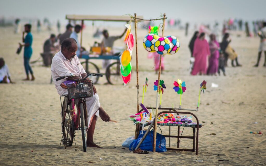 alappuzha beach, india, beach vendor, nature, vendor, indian beach, toy vendor, beach, kerala, kerala beach